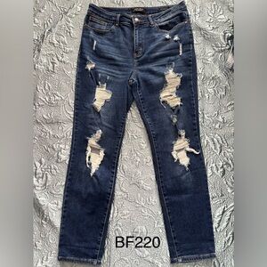 Judy Blue Dark Wash Distressed Boyfriend Jeans